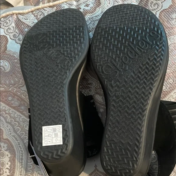 Skechers New Memory Foam Black Sandals - Picture 8 of 10